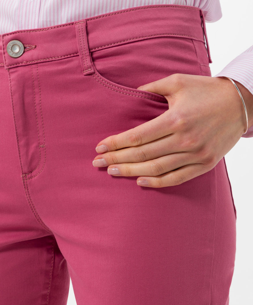 Shakira S Light Denim 83 Magnolia - Bild 5