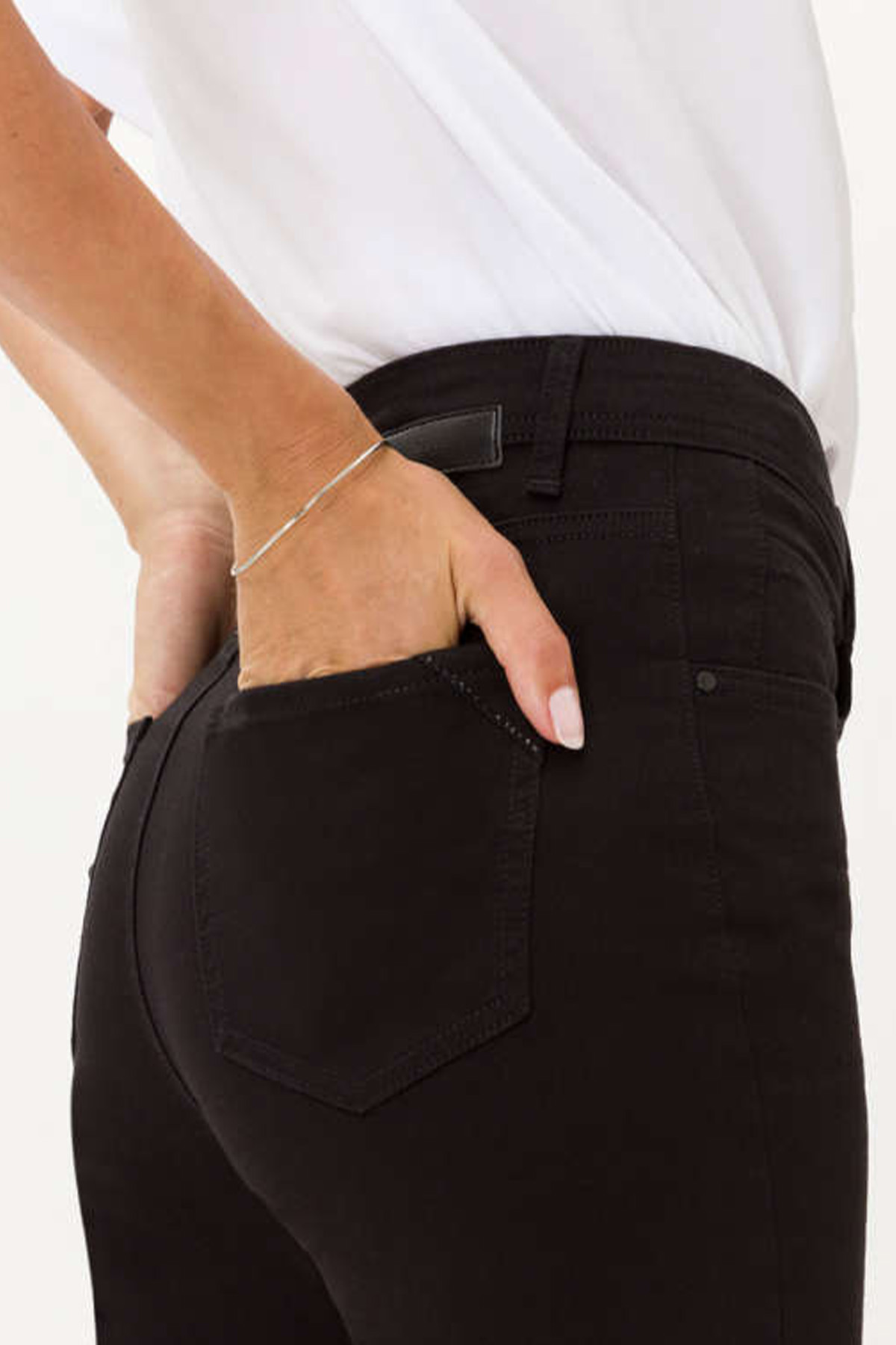 Carola Blue Planet 01 BlackPerma - Bild 4