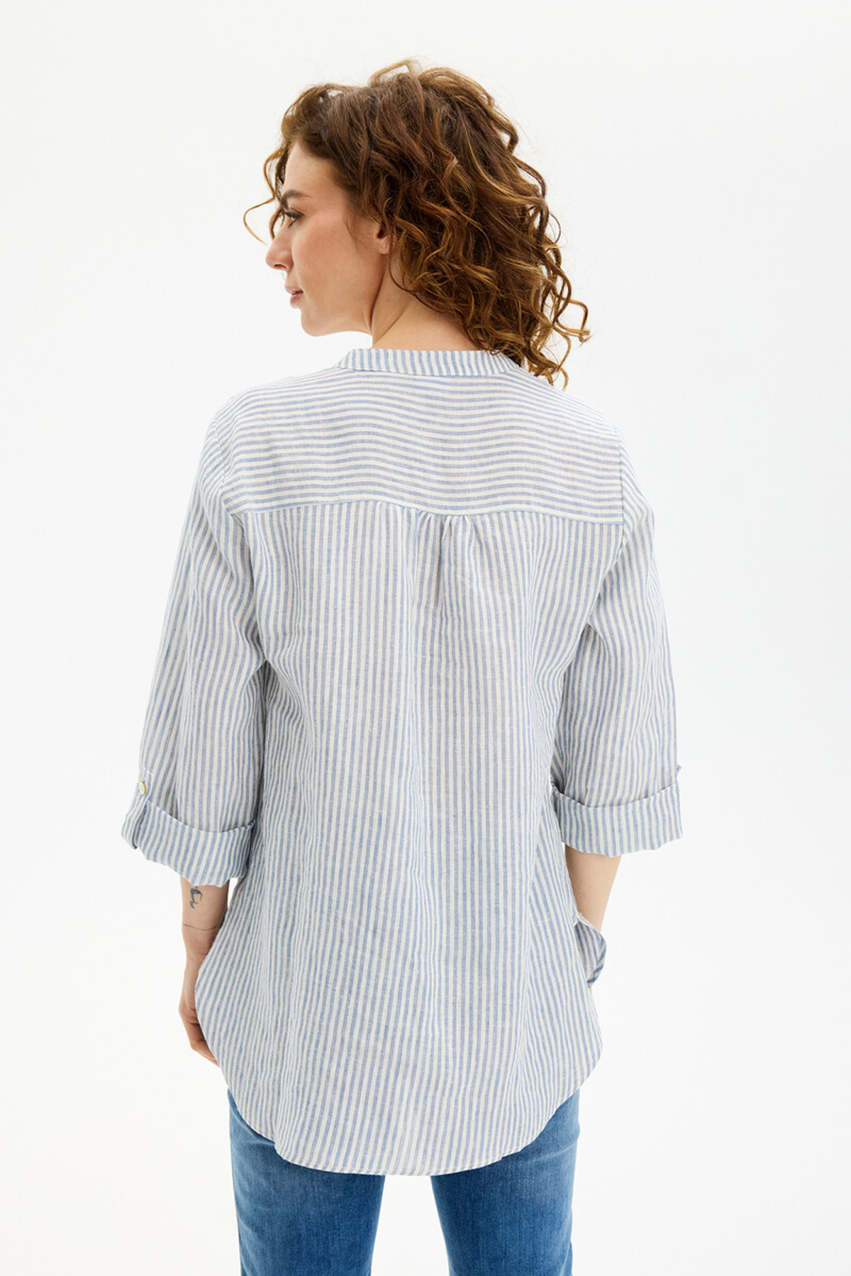 In Front Gudrun Linneblus 501 Blue, modell bak