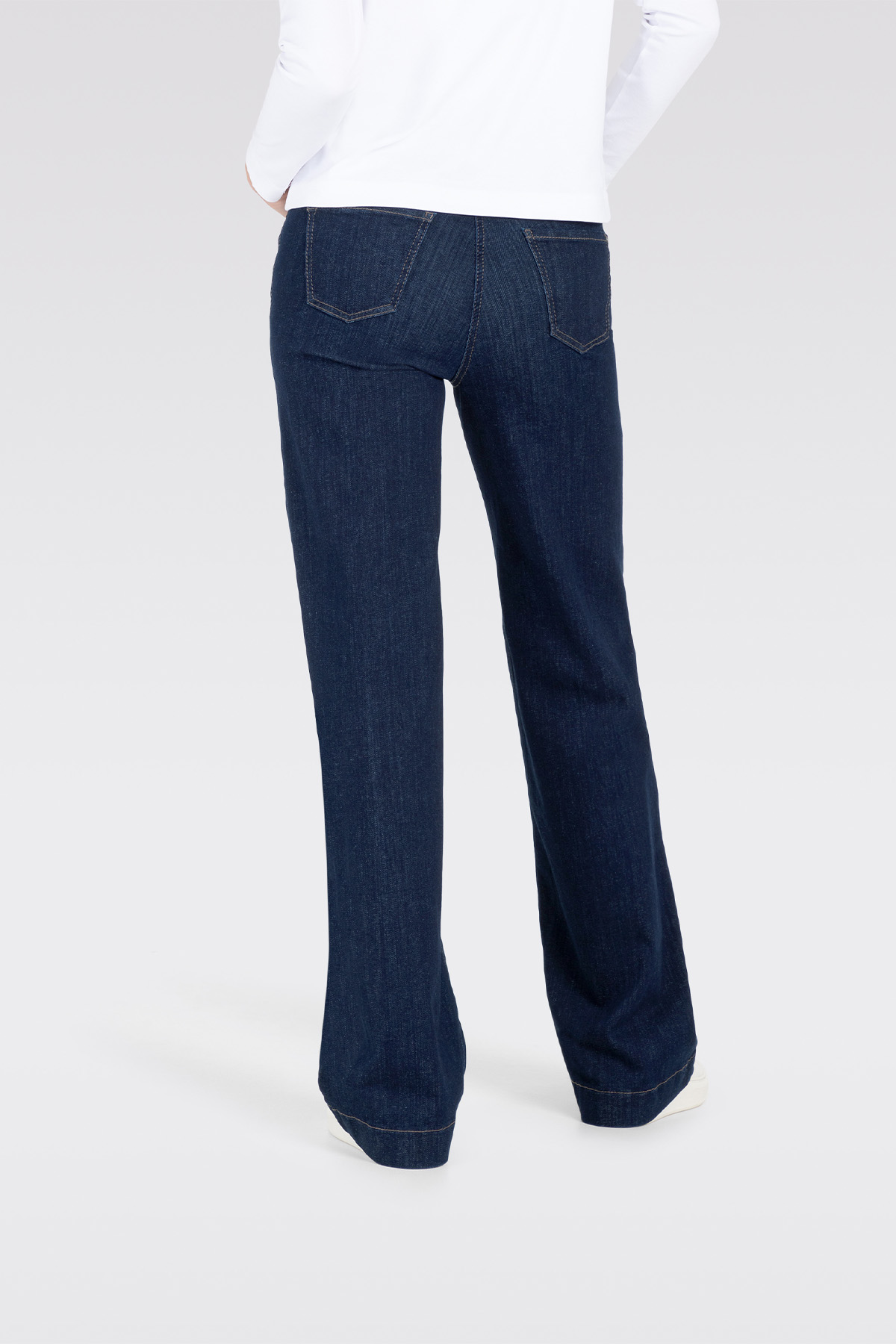 Dream Wide 683 Fashion Rinsed, modell bak