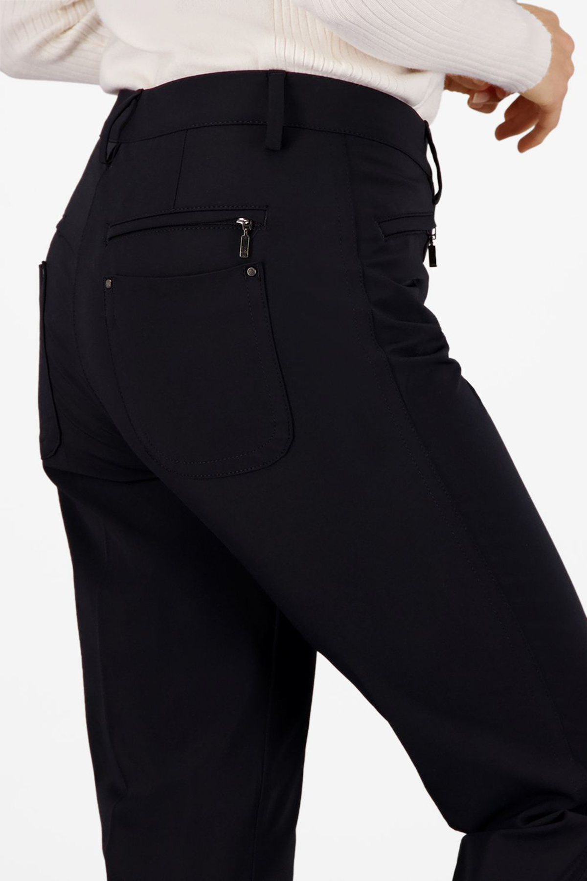 Dina2 99 Black, detalj