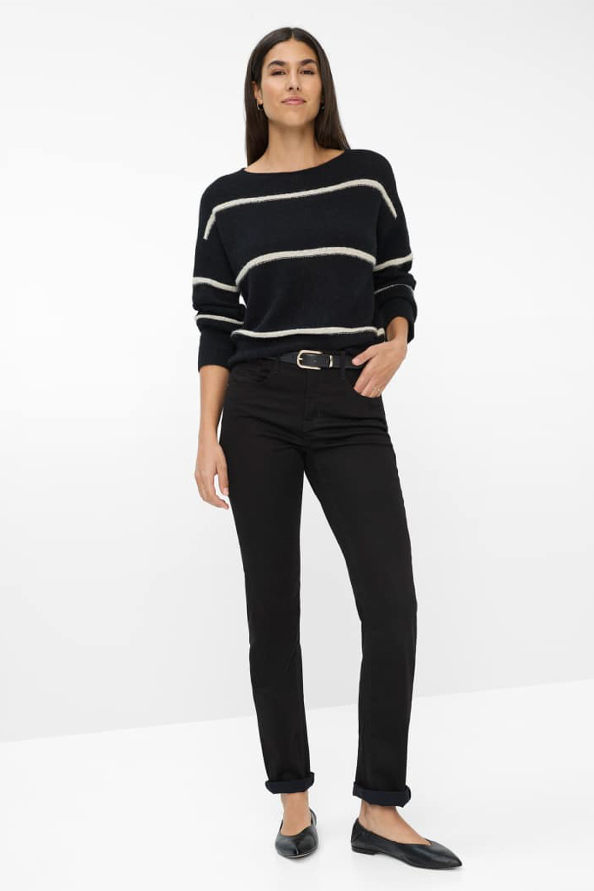 Mary Winter Dream 02 Black, modell fram