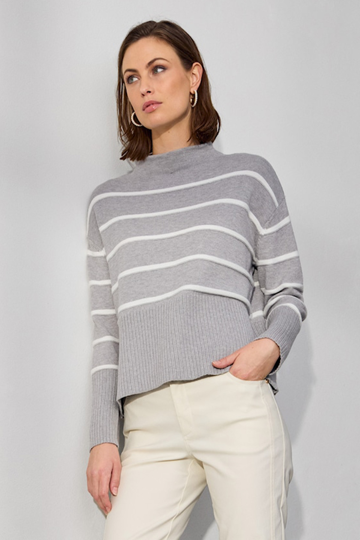 Micha Polotröja Turpan 52151 Grey/offwhite, modell fram