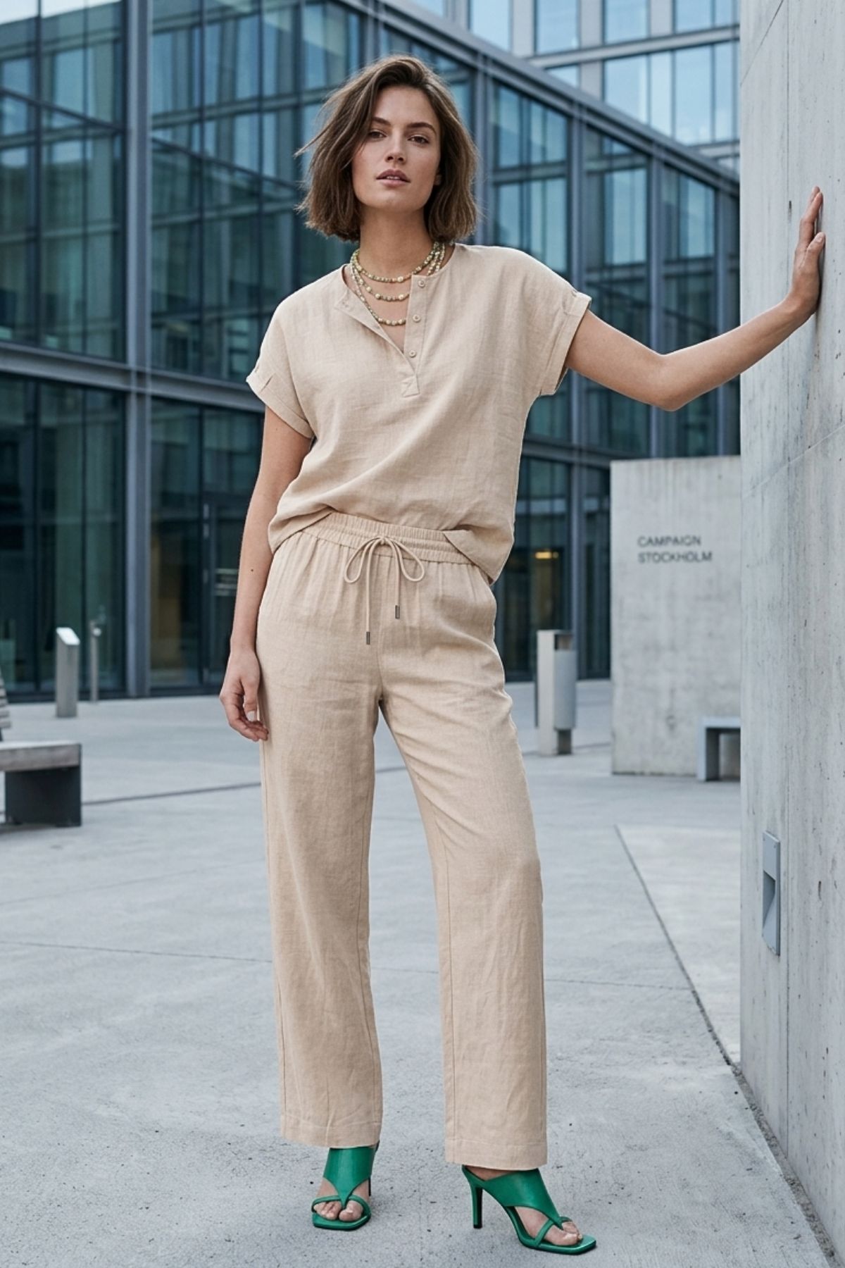 Micha LinneByxor Fayence 3067 Sand